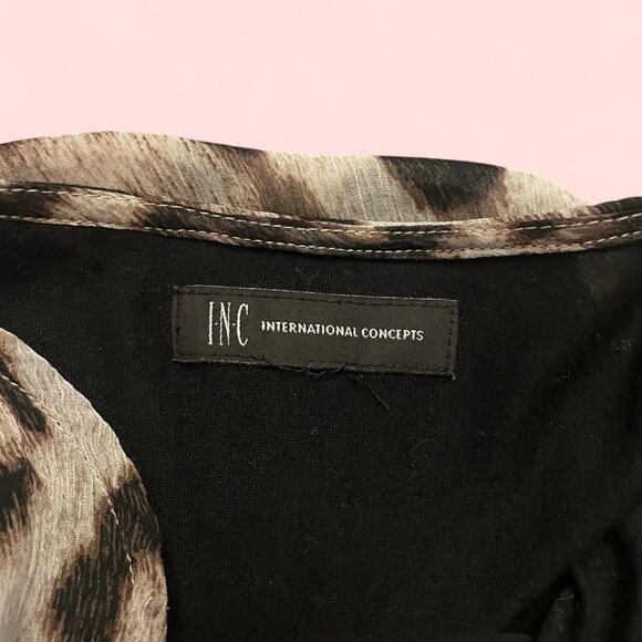 leopard print off the shoulder blouse - Picture 3 of 3